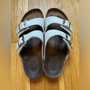 Birkenstock men 10 women 12